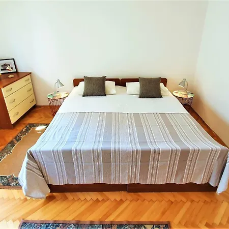 Apartment In Motion App With Sea View In Stobrec *