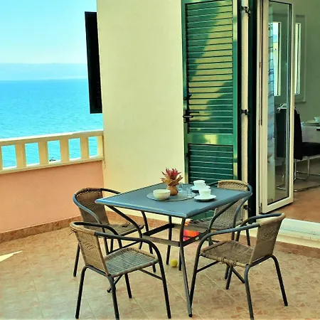 In Motion App With Sea View In Stobrec Apartamento